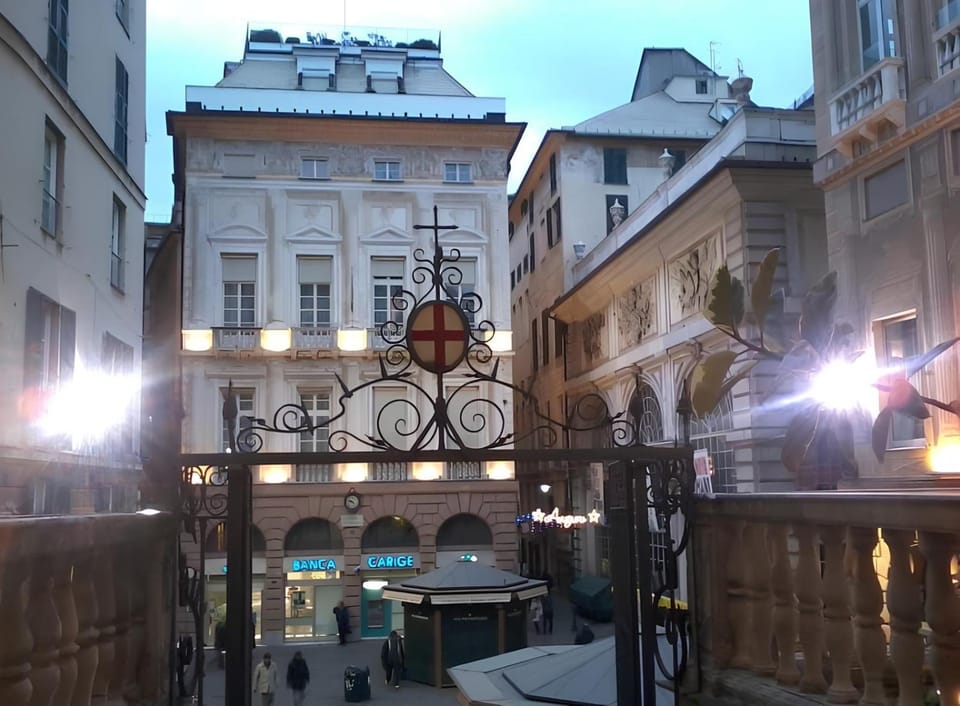 Property building, Neighbourhood