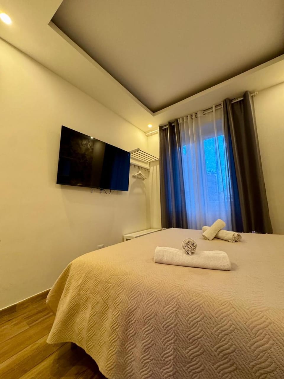 Confortable Room - 5 Bed and Breakfast in Milan