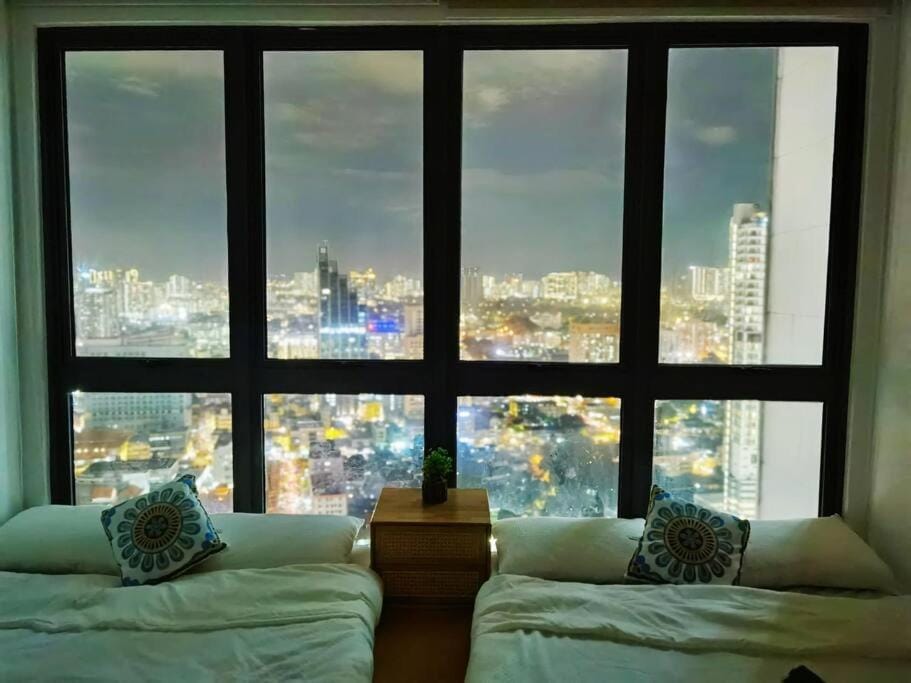 CL24A 5-6pax KLCC Sky Pool Condo Apartment in Federal Territory of Kuala Lumpur