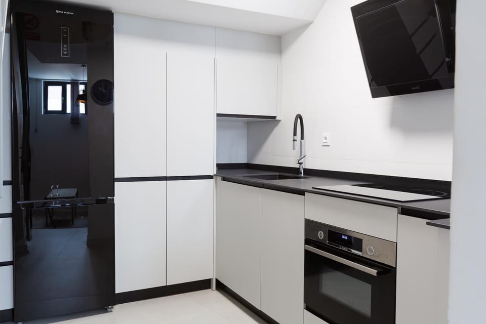 pet friendly, kitchen
