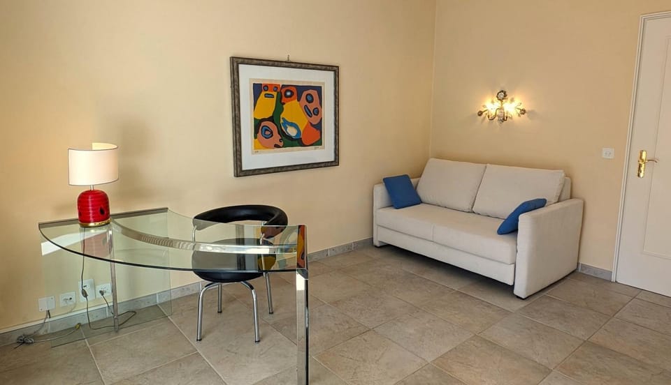 Seating area