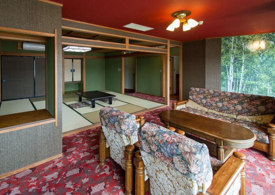 Photo of the whole room
