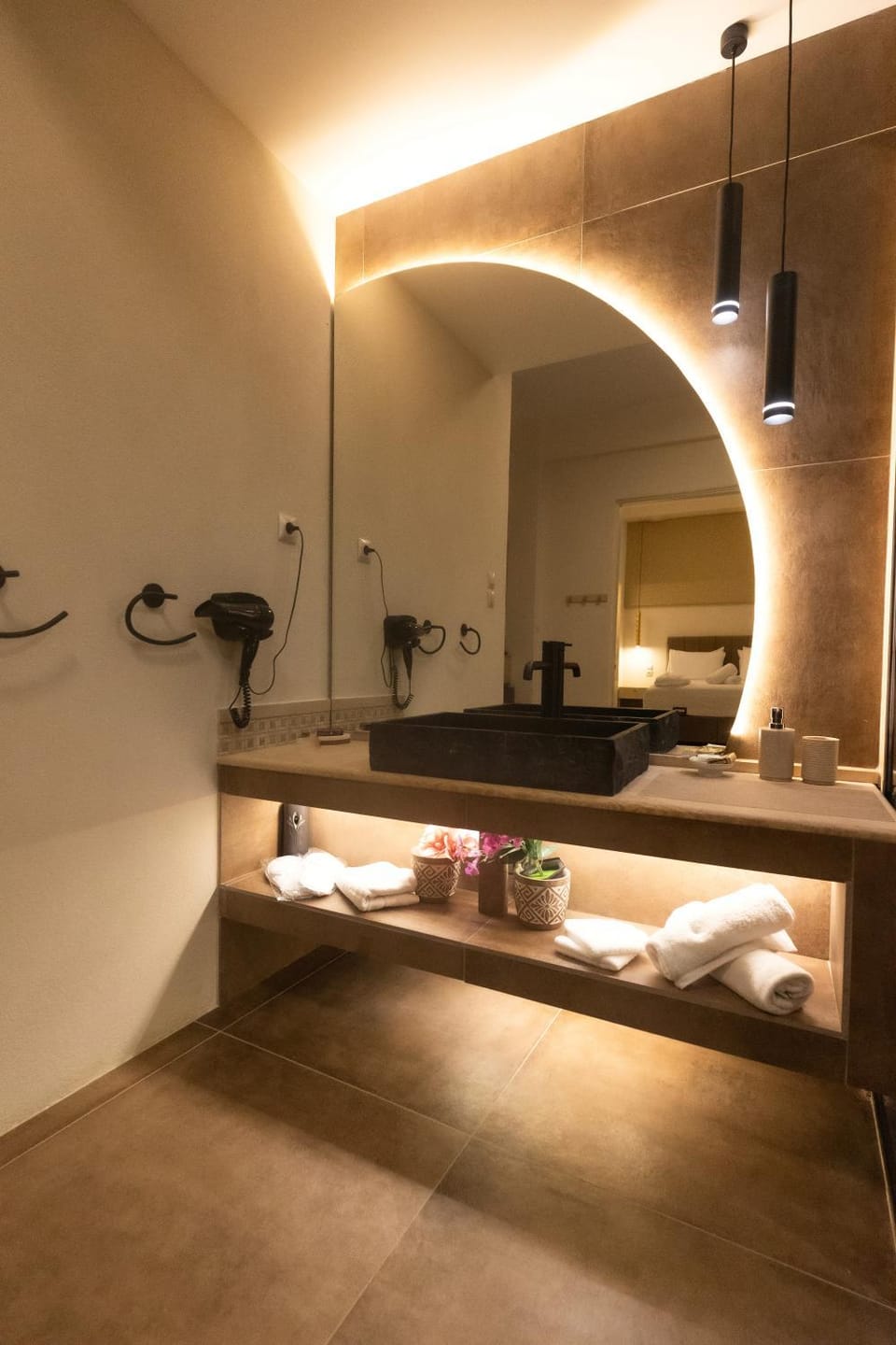 Bathroom, towels