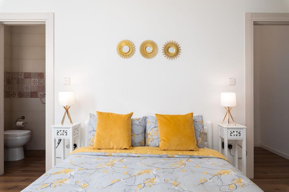 Bed, Bedroom
