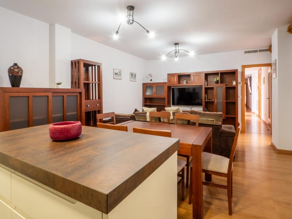 Kitchen or kitchenette, Living room, Seating area