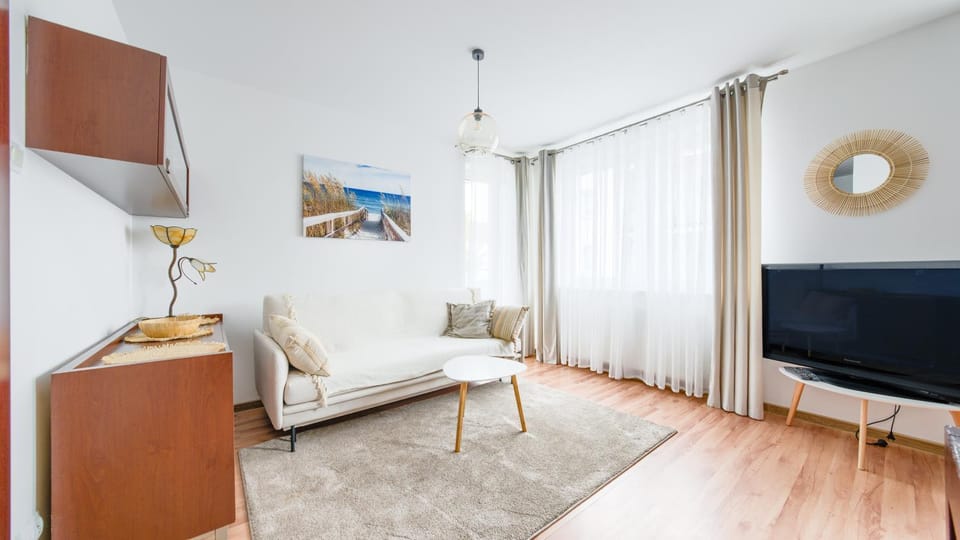 TV and multimedia, Seating area