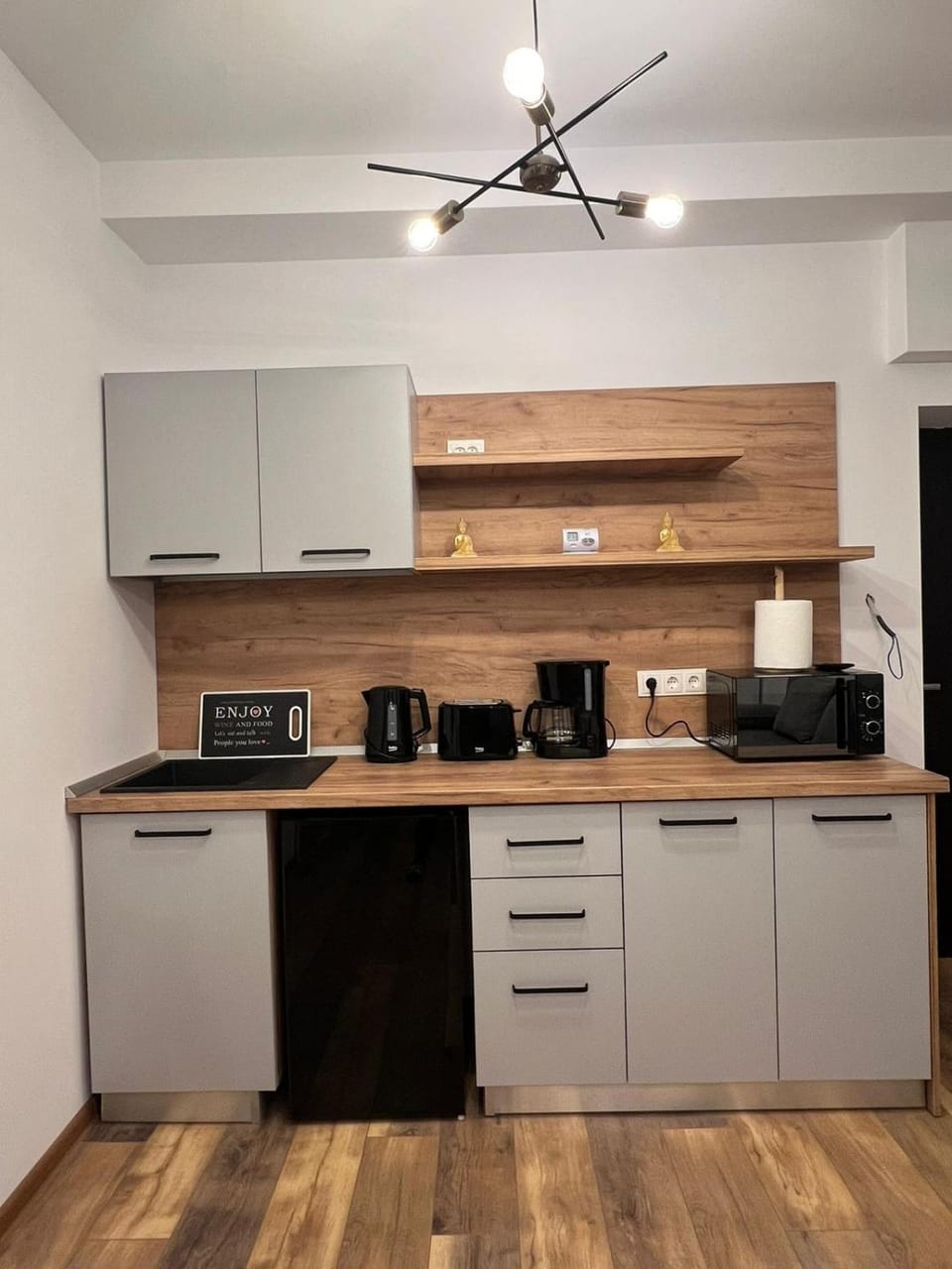 Coffee/tea facilities, Kitchen or kitchenette, minibar, toaster