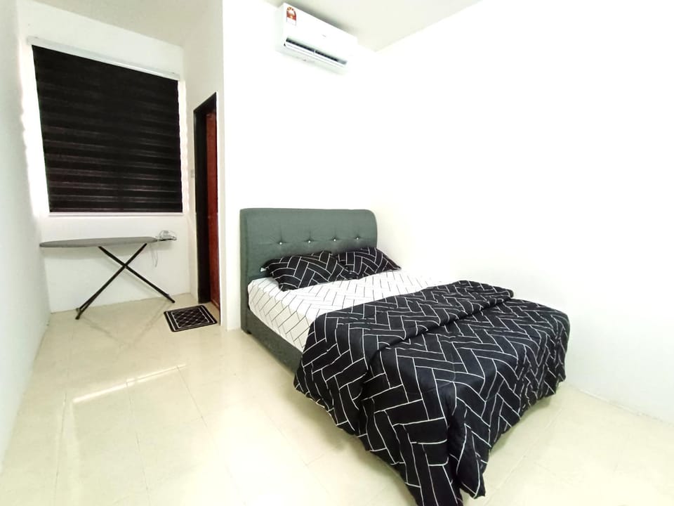 Bed, Bedroom, air conditioner