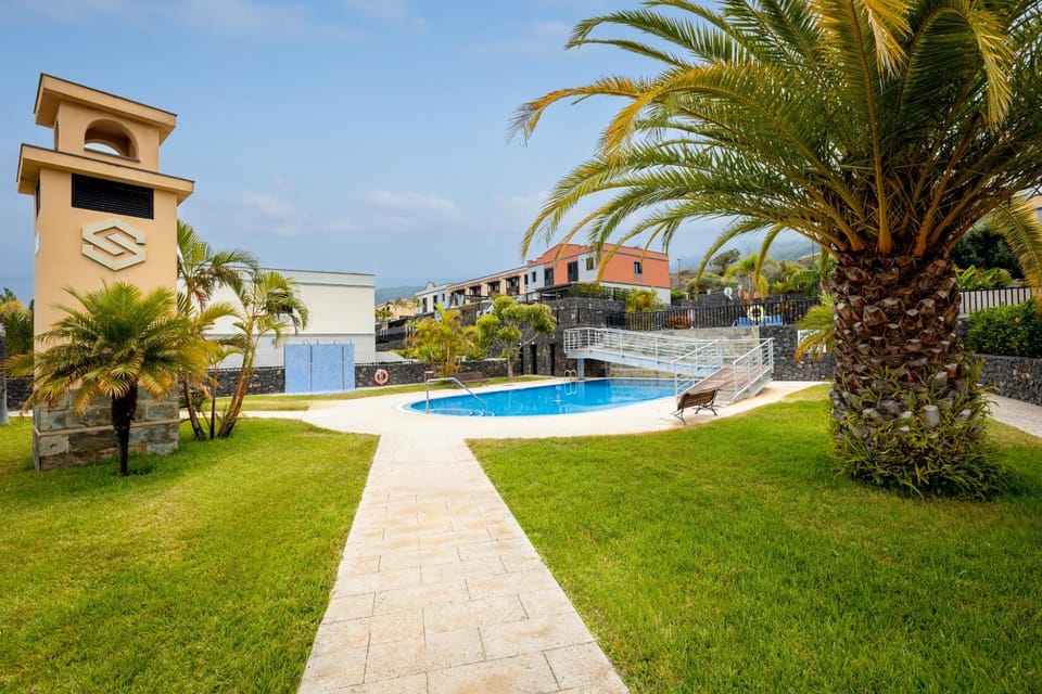 Natural landscape, Garden, Garden view, Pool view, Swimming pool