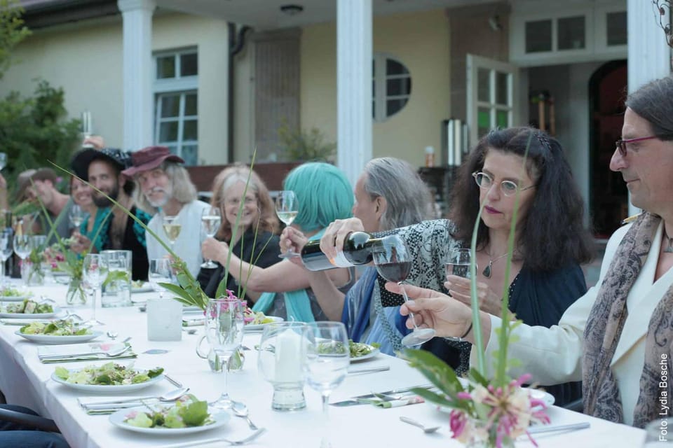 Restaurant/places to eat, Day, People, Food and drinks, Banquet/Function facilities, Food, Drinks, group of guests, wedding