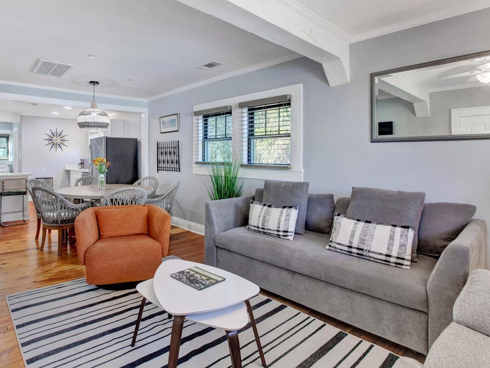 Ebb & Flow Unit 3 House in Tybee Island