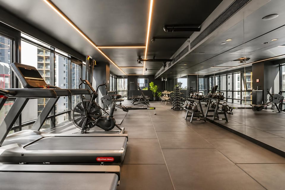 Stature 2BR Level 20 - Pool, Gym & Views Apartment in Southbank