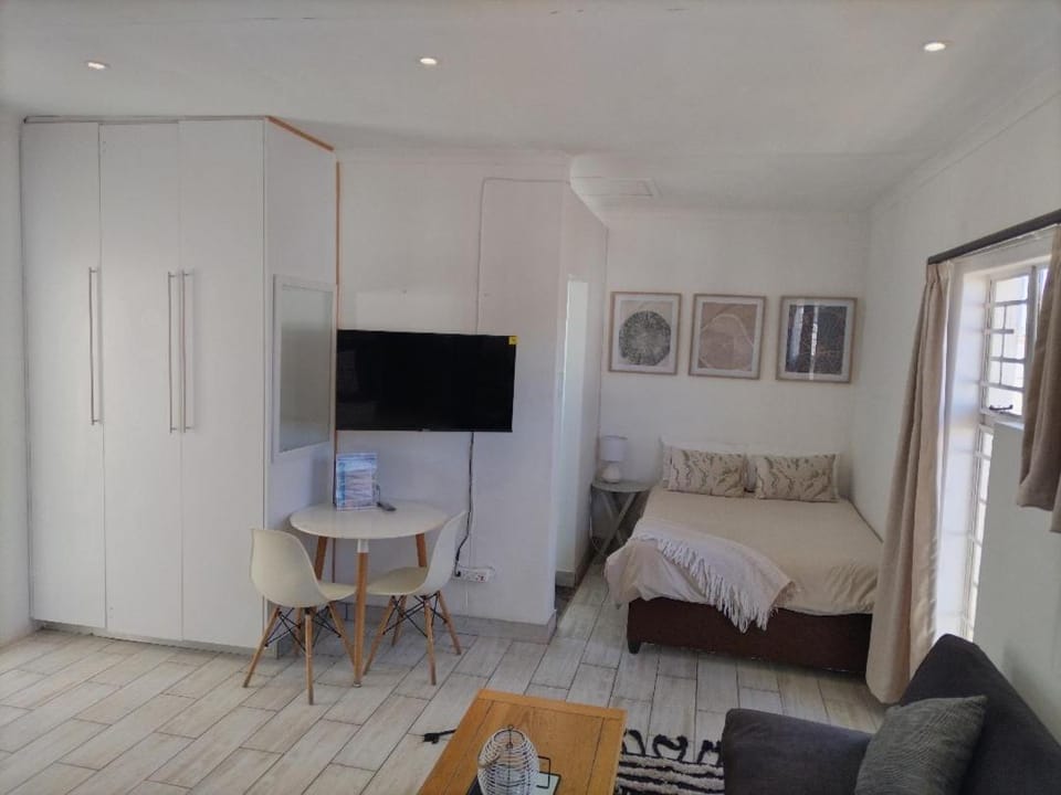 Home Away From Home 2 Apartment in Windhoek