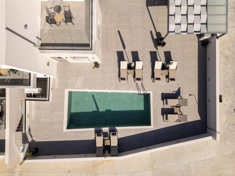Pool view, Swimming pool