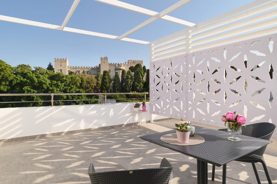 Patio, View (from property/room), View (from property/room), Balcony/Terrace, Balcony/Terrace, City view, City view, Garden view, Landmark view, Landmark view, Quiet street view