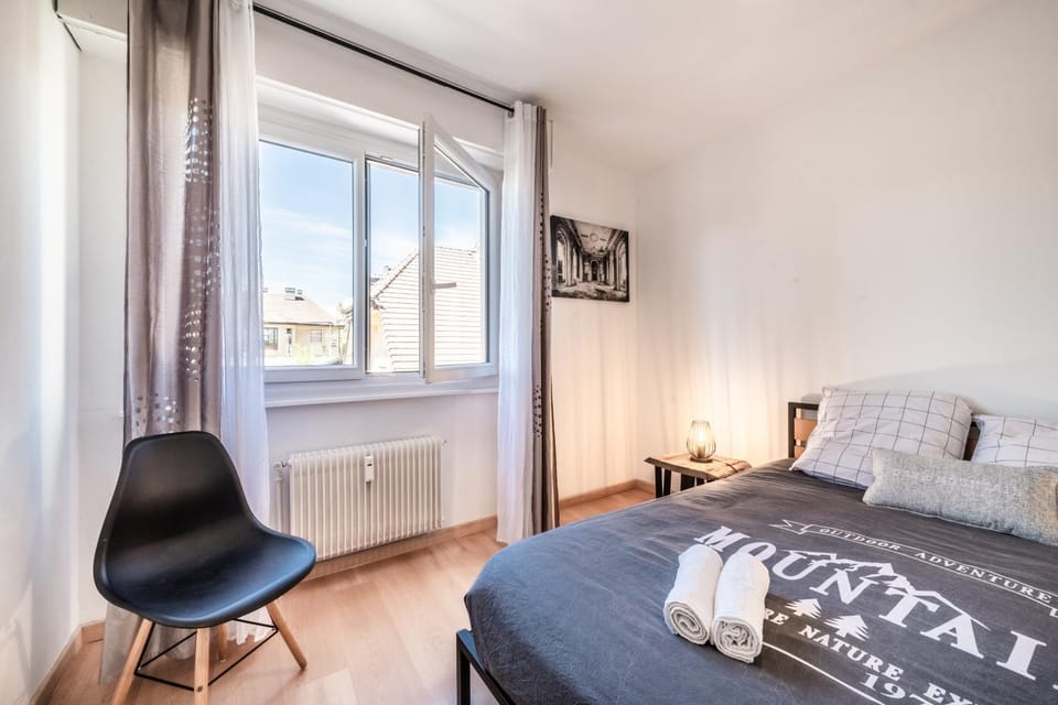 Living room, Bedroom
