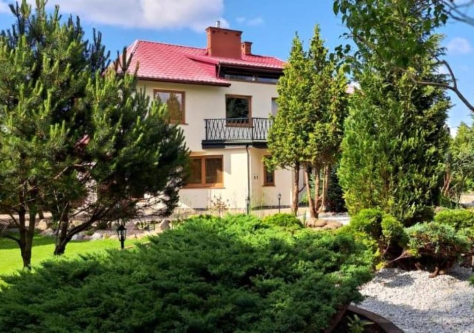 Property building, Spring, Day, Garden, Balcony/Terrace, Balcony/Terrace, Other, Other, Other, Seating area, Garden view