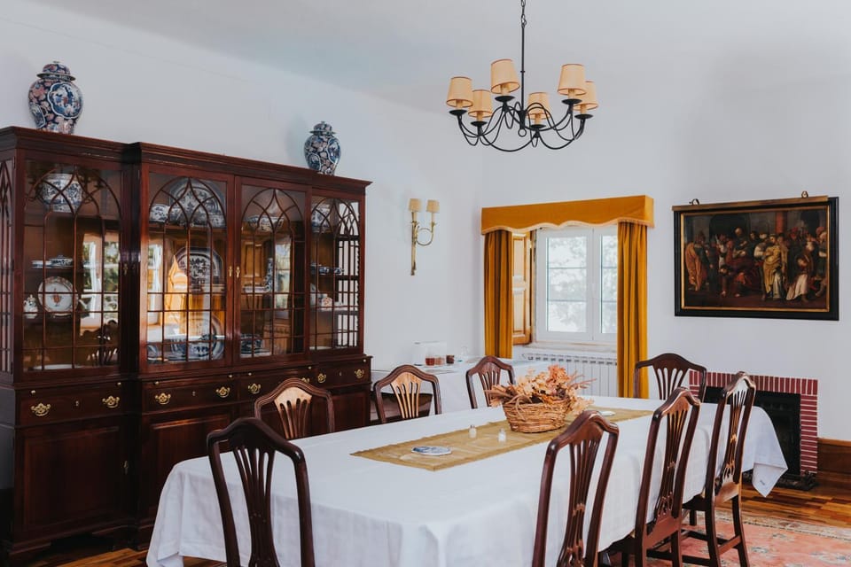 Decorative detail, Dining area