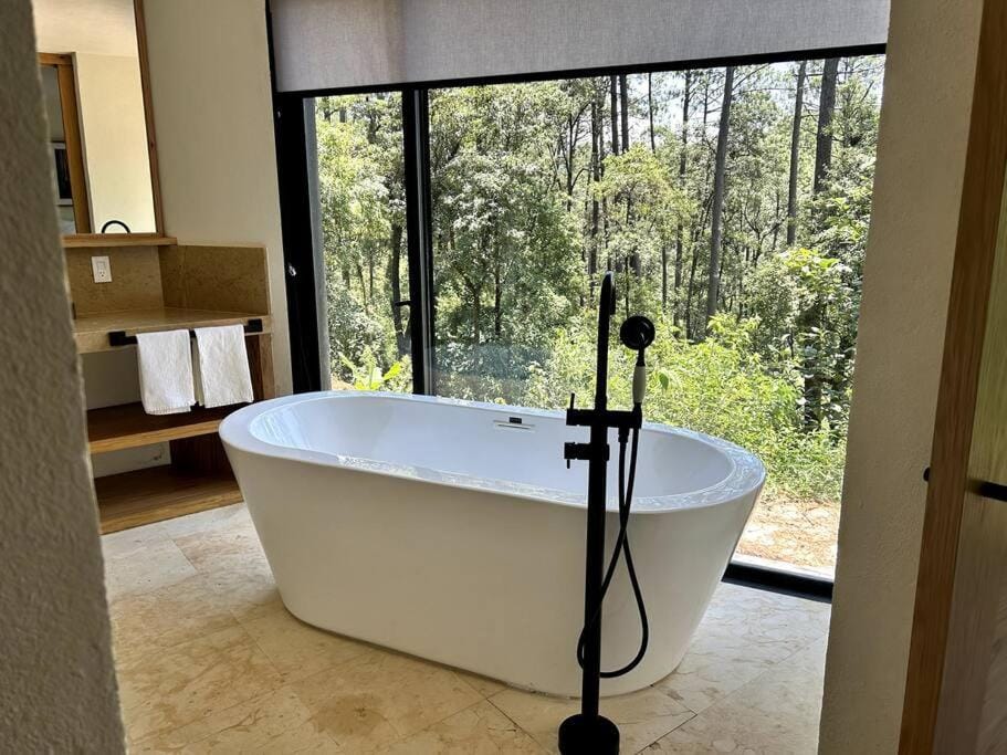 Suite boutique Oyamel en Avándaro, Valle de Bravo Apartment in Valle de Bravo