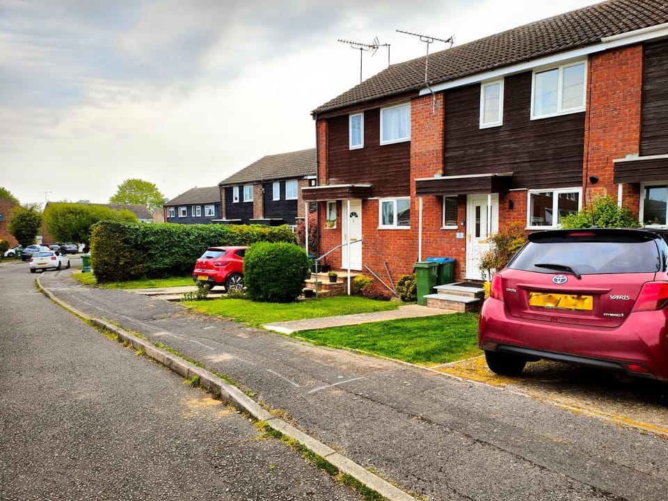 Facade/entrance, Parking
