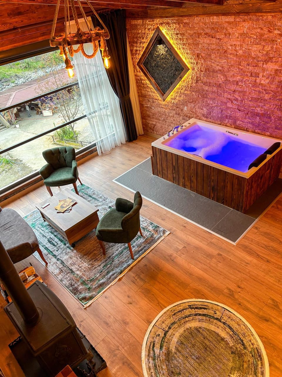 Bed, Hot Tub, Living room, Photo of the whole room, Seating area, Bedroom