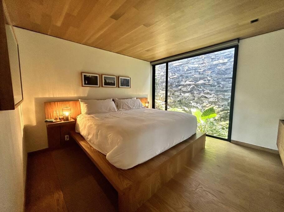 Cabaña Roble Boutique en Avándaro, Valle de Bravo House in Valle de Bravo