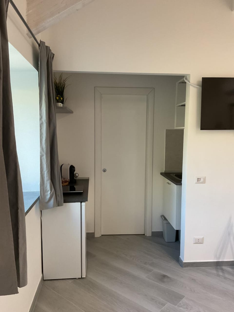 TV and multimedia, Kitchen or kitchenette, oven