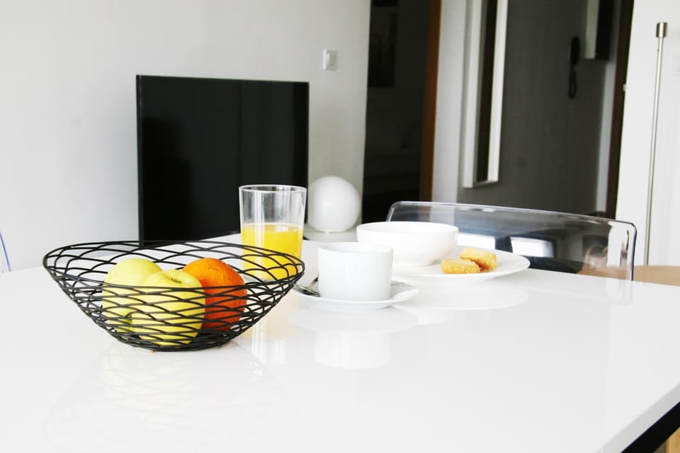 TV and multimedia, Dining area