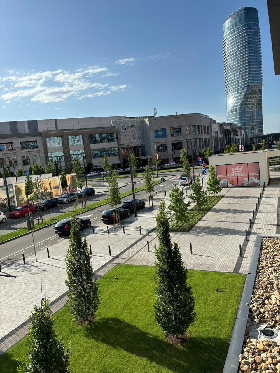 Landmark view, Location, Quiet street view