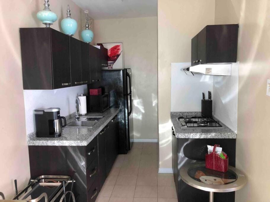 Hollywood Art Studio Apartment Apartment in San Fernando Valley