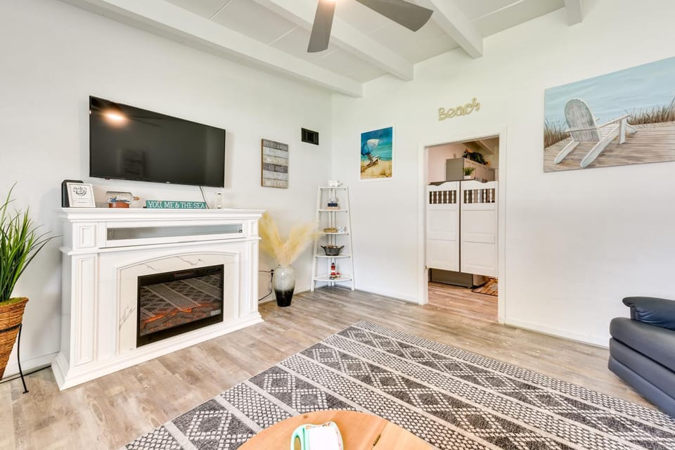Cozy Fort Walton Beach Escape w/ Private Patio! House in Fort Walton Beach