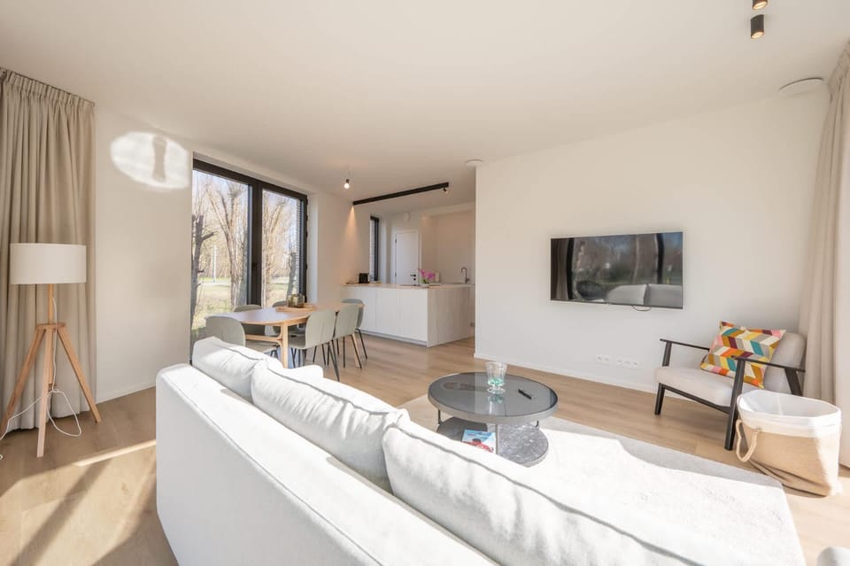 La Brise Knokke-Heist Modern appartement met 2 slaapkamers en zonnig terras Apartment in Knokke-Heist