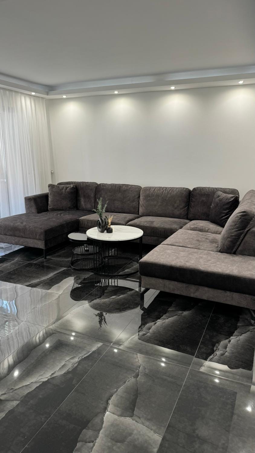 Communal lounge/ TV room, Living room, Seating area