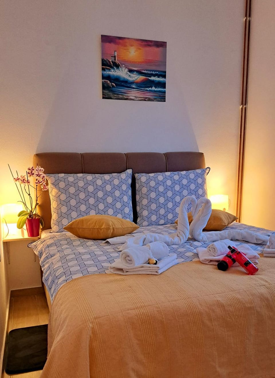 Bed, Bedroom