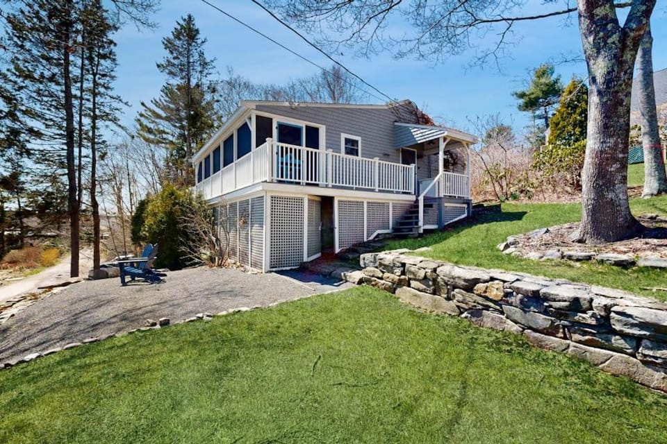 Property building, Day, Natural landscape