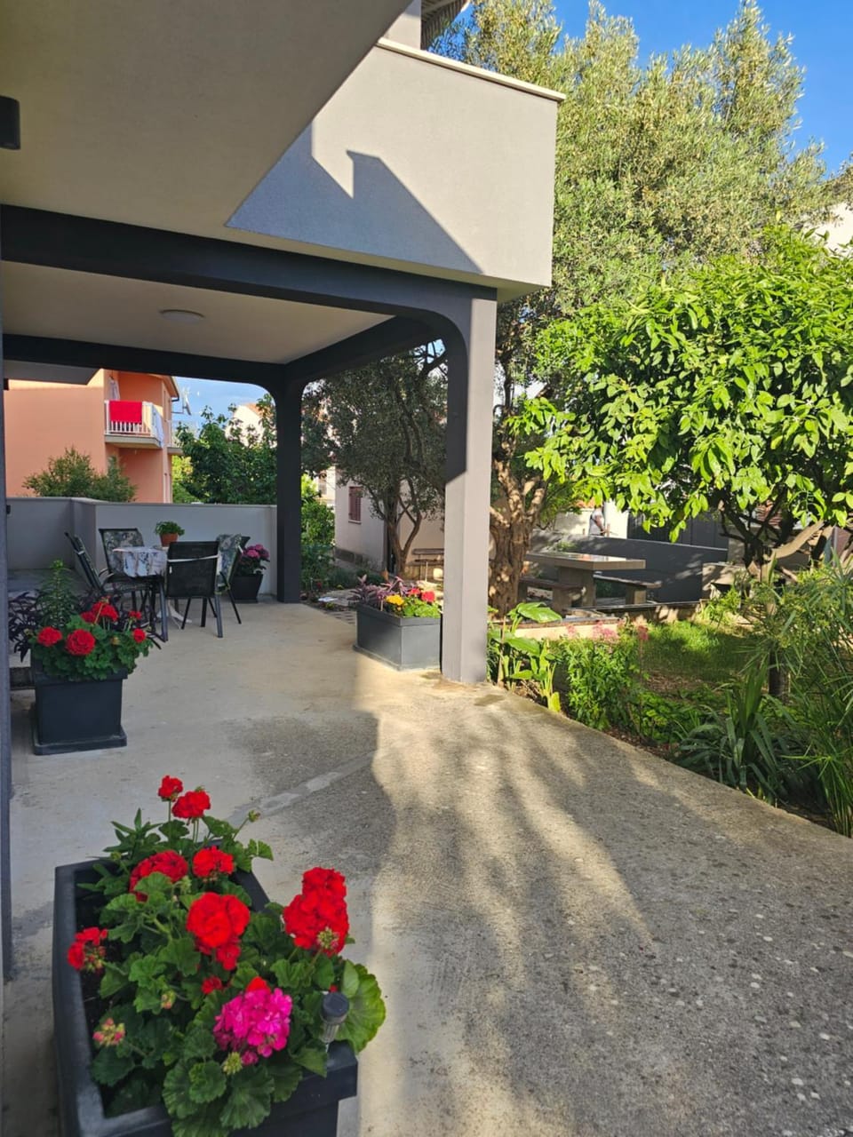 Property building, Garden, Garden view