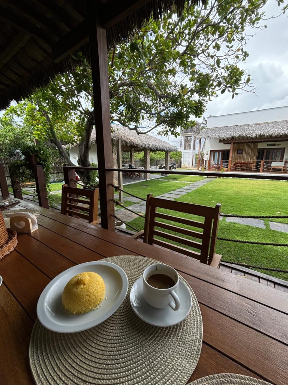 Patio, Day, Coffee/tea facilities, Food and drinks, Dining area