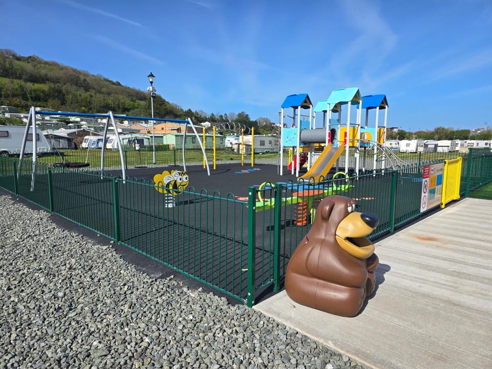 Spacious 2 bedroomed mobile home Campground/ 
RV Resort in Aberystwyth