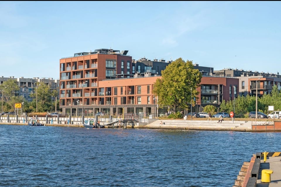 City view, River view