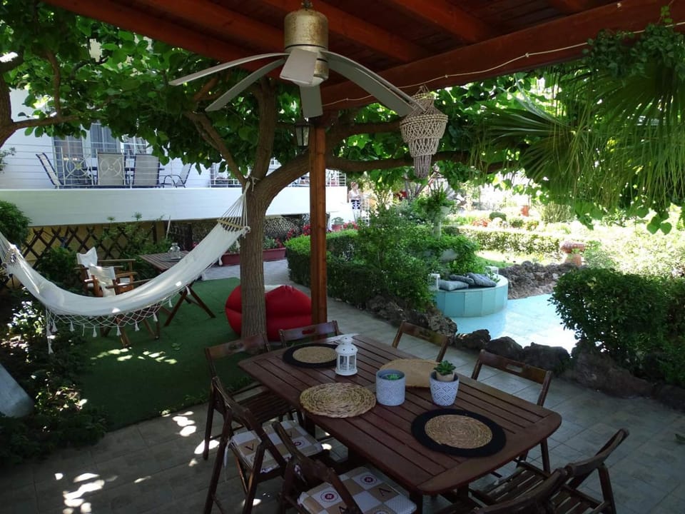 Patio, Balcony/Terrace