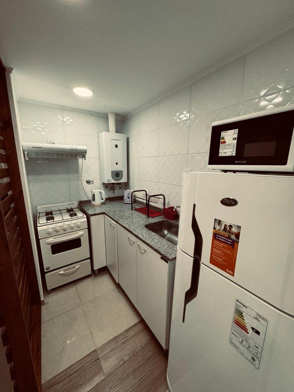 Kitchen or kitchenette, minibar, pet friendly, stove