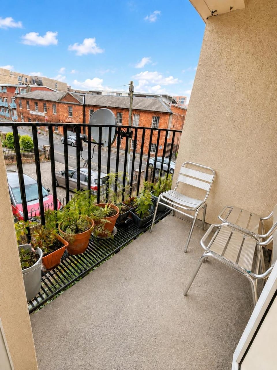 Brindley Place 3 rooms flat Apartment in Birmingham