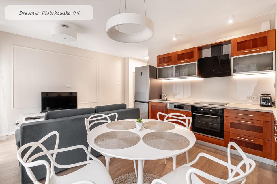 Regnum Noctis Piotrkowska 44 Lumière Apartment in Masovian Voivodeship