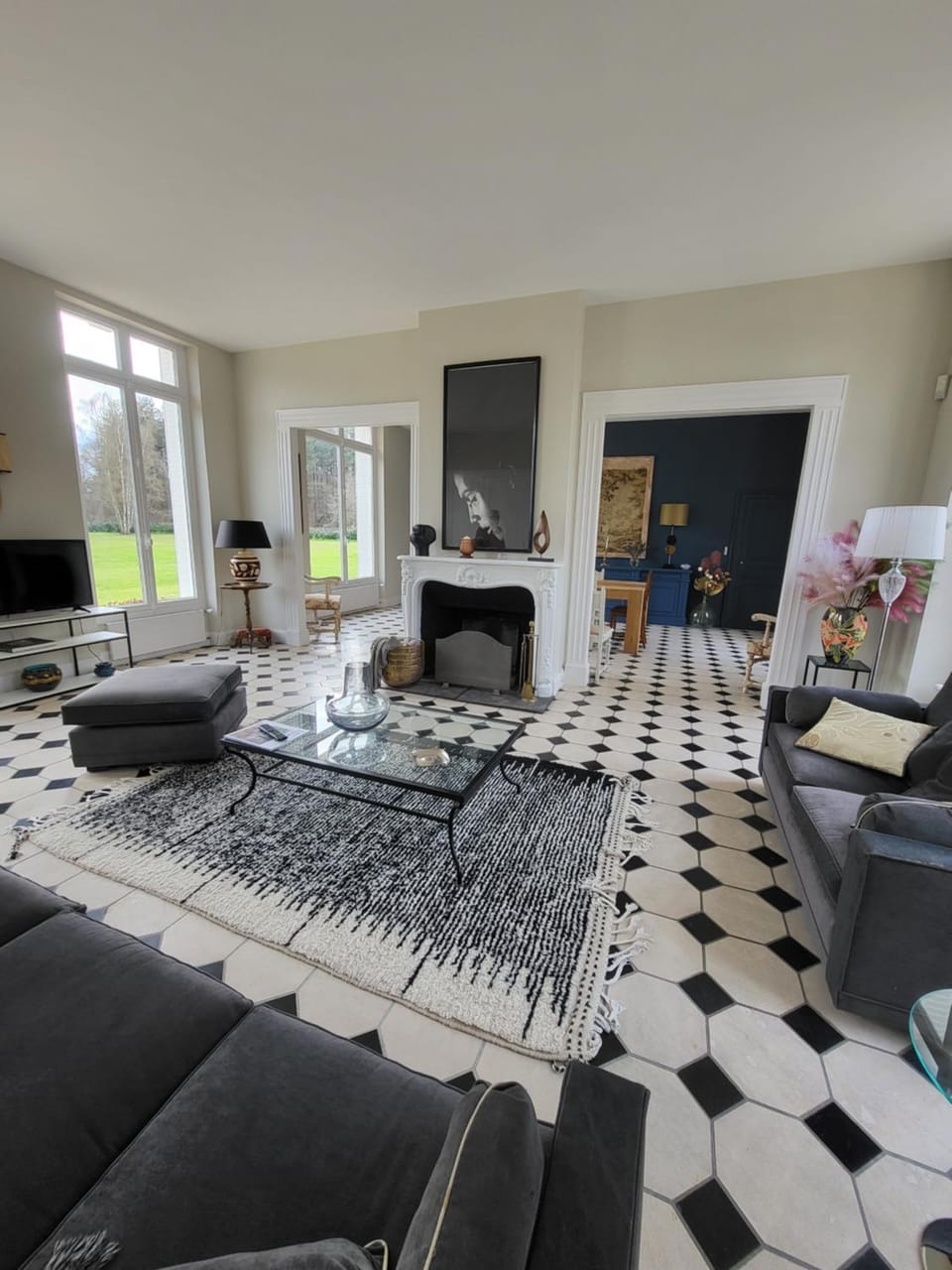 Communal lounge/ TV room