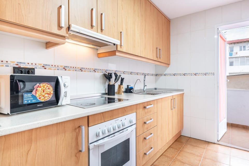 Kitchen or kitchenette, stove, stove, kitchen, kitchen