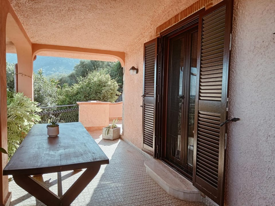 Patio, Balcony/Terrace
