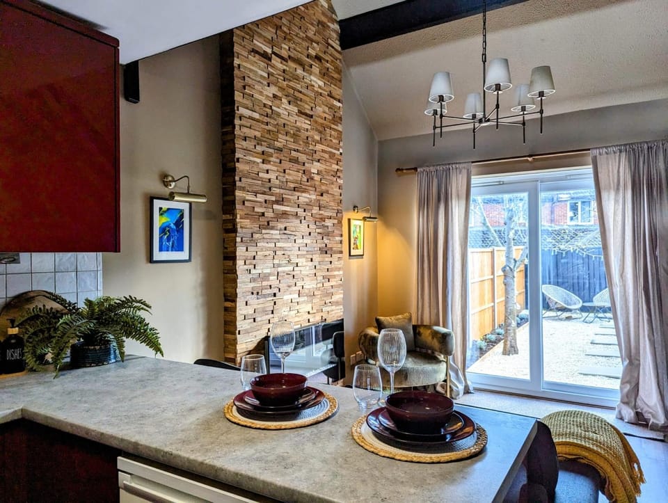 Kitchen or kitchenette, Living room, Dining area
