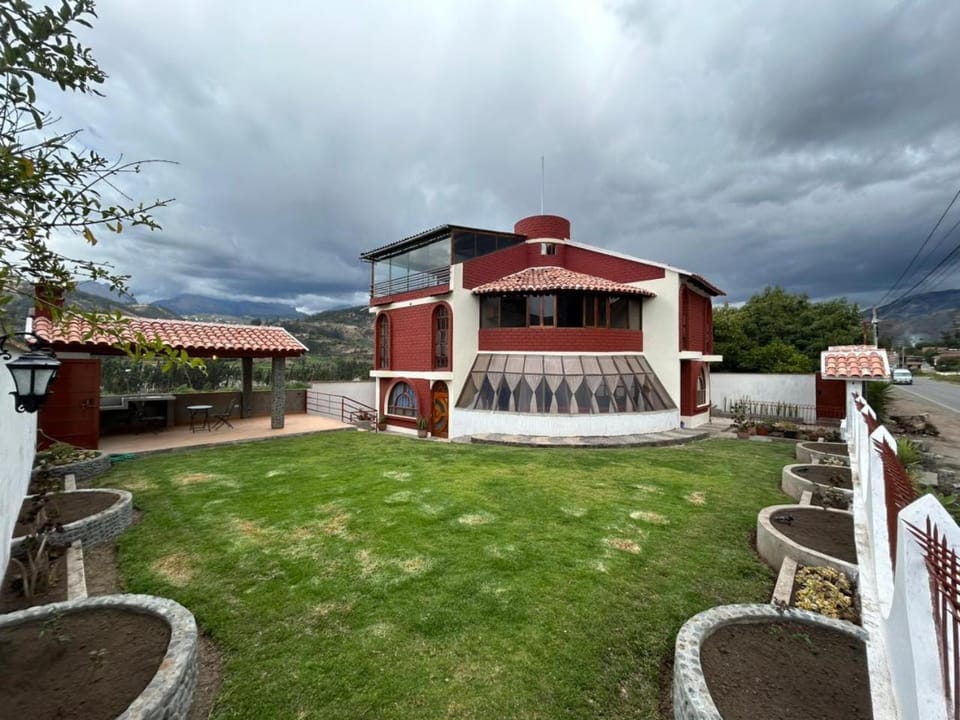 Property building, Spring