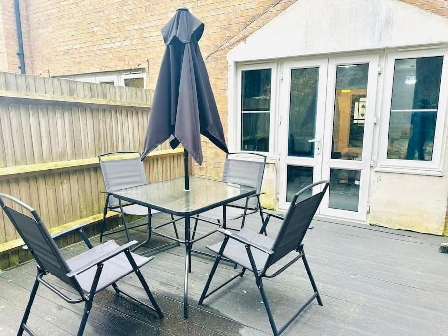 The Esplanade Lodge-Free Parking House in Rochester
