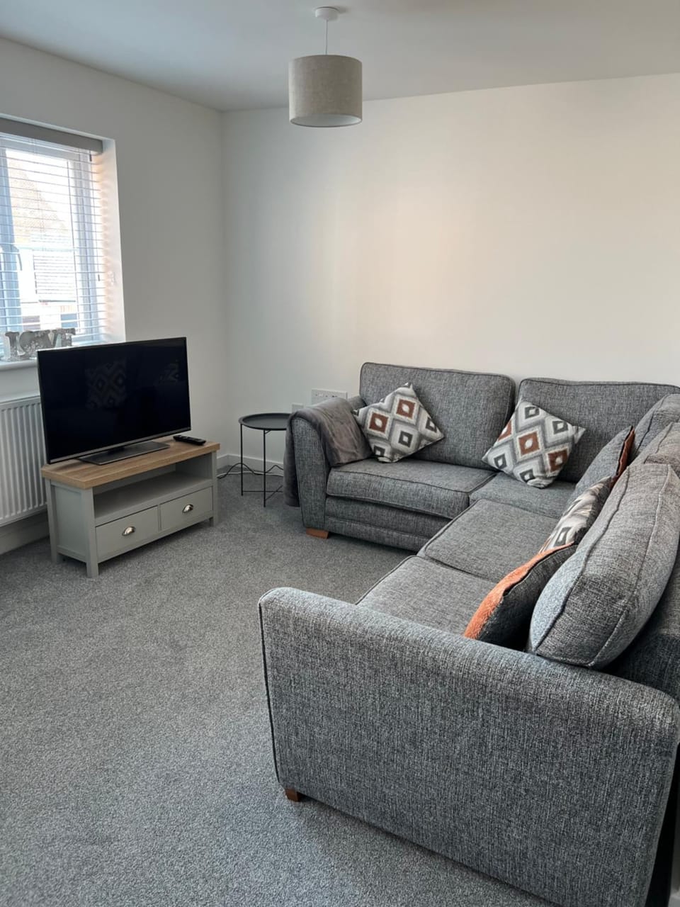 Whole House Modern Detached 2 Bedroom Coach House in Spalding Apartment in Spalding